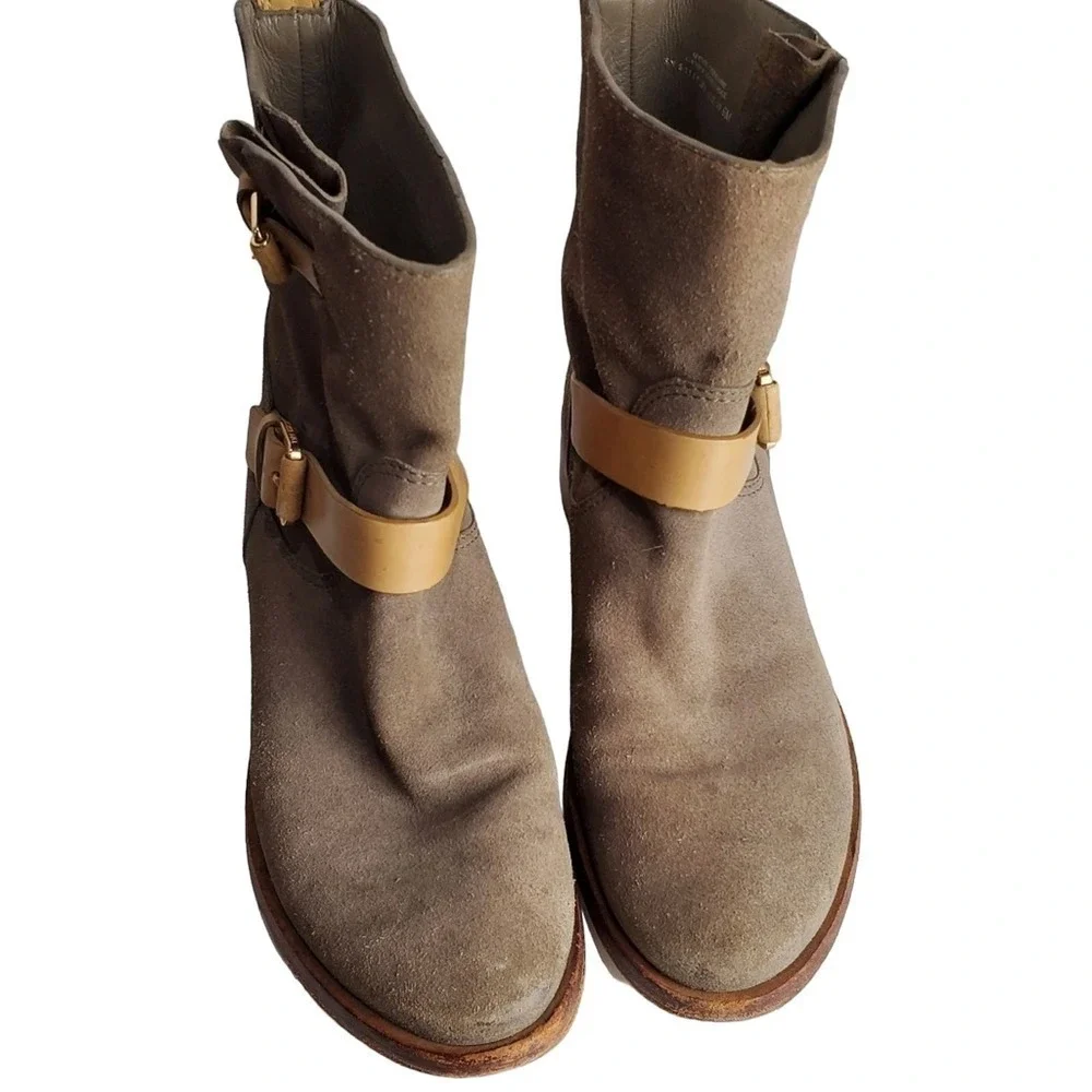 Tory Burch Boots Womens Size 9 Bennie Taupe Suede Leather Short Buckle Pull-On